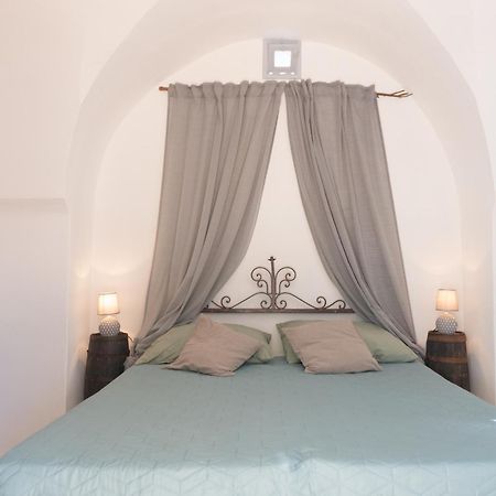 Trullo Da Nonno Marco Villa ชิสแตร์นีโน ภายนอก รูปภาพ