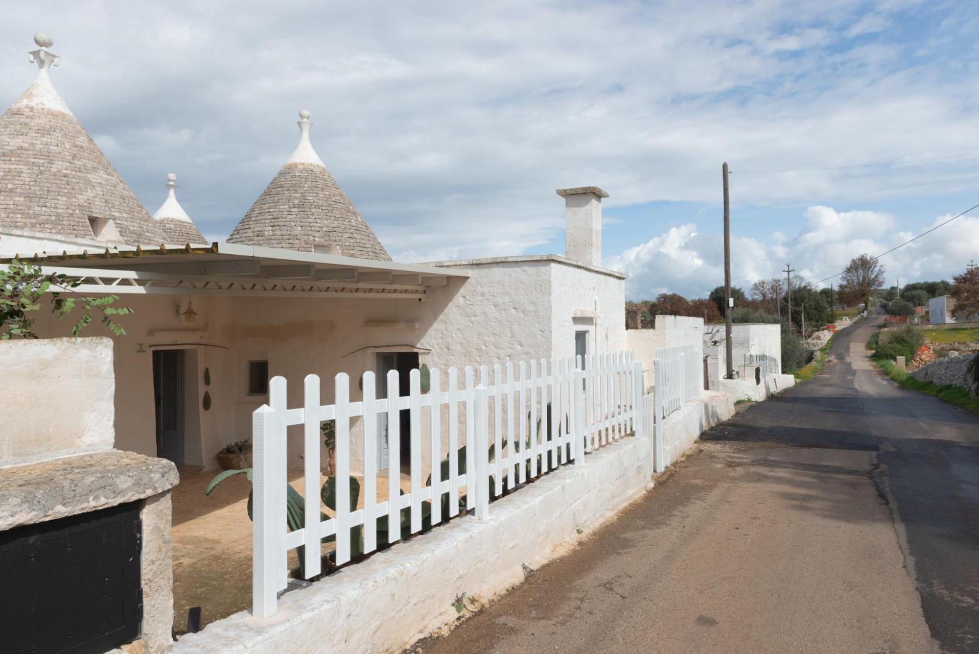 Trullo Da Nonno Marco Villa ชิสแตร์นีโน ภายนอก รูปภาพ